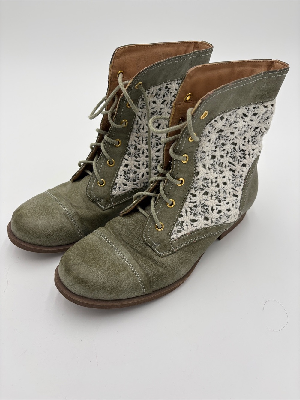 Skechers Olive and Cream Crochet Lace-Up Boots